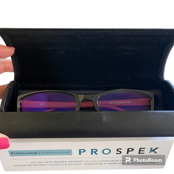 Prosper Anti-Blue light Glasses - Picture 3 of 4